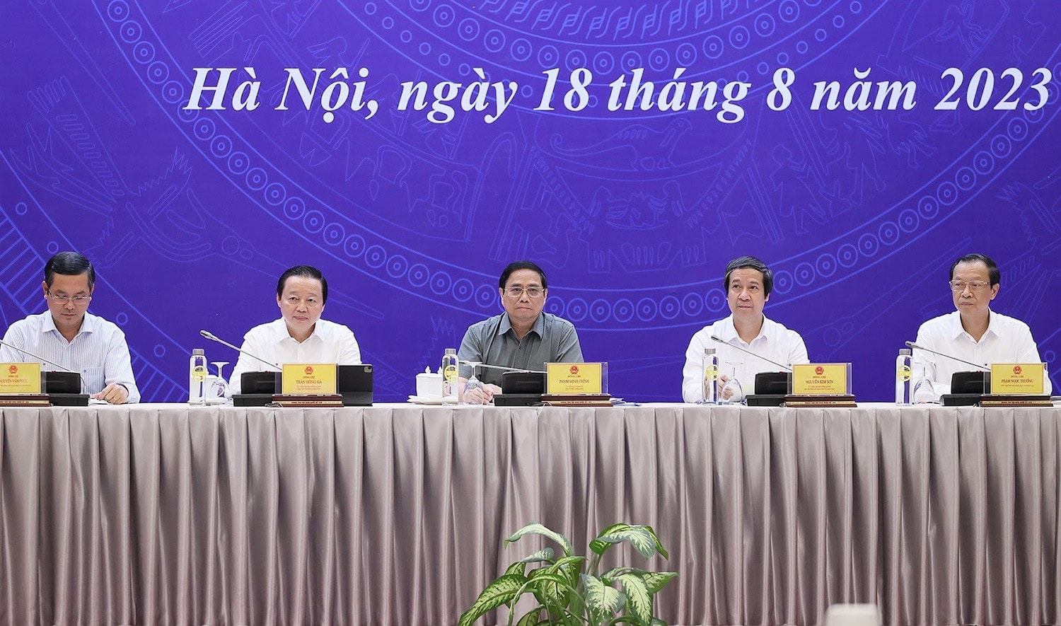 Nhìn lại năm học 2022-2023: Một năm học nhiều khó khăn và thách thức