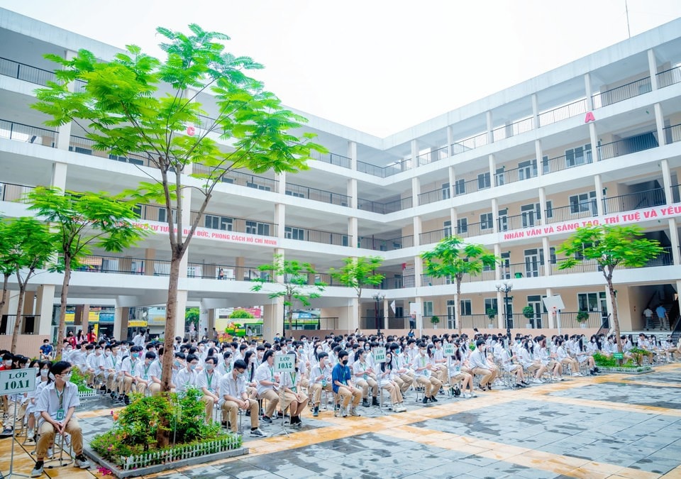 Chuẩn bị cho năm học mới, Thành phố Hà Nội đã đầu tư hàng trăm tỷ đồng cho cơ sở vật chất, trang thiết bị phục vụ việc dạy và học. Ảnh: Minh Anh