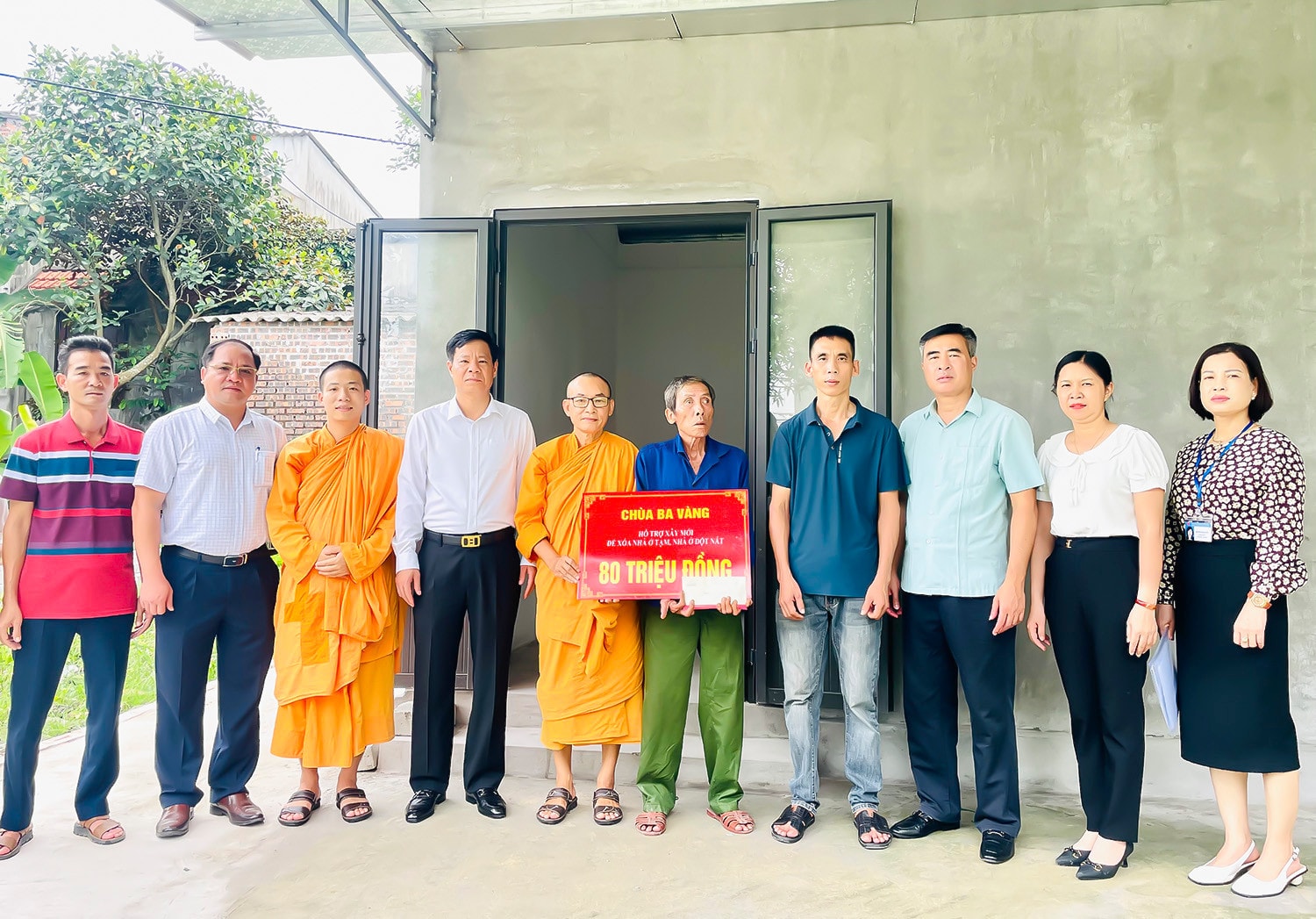 Quảng Ninh: Chùa Ba Vàng chung tay cùng thành phố Uông Bí xóa nhà tạm, nhà dột nát -0