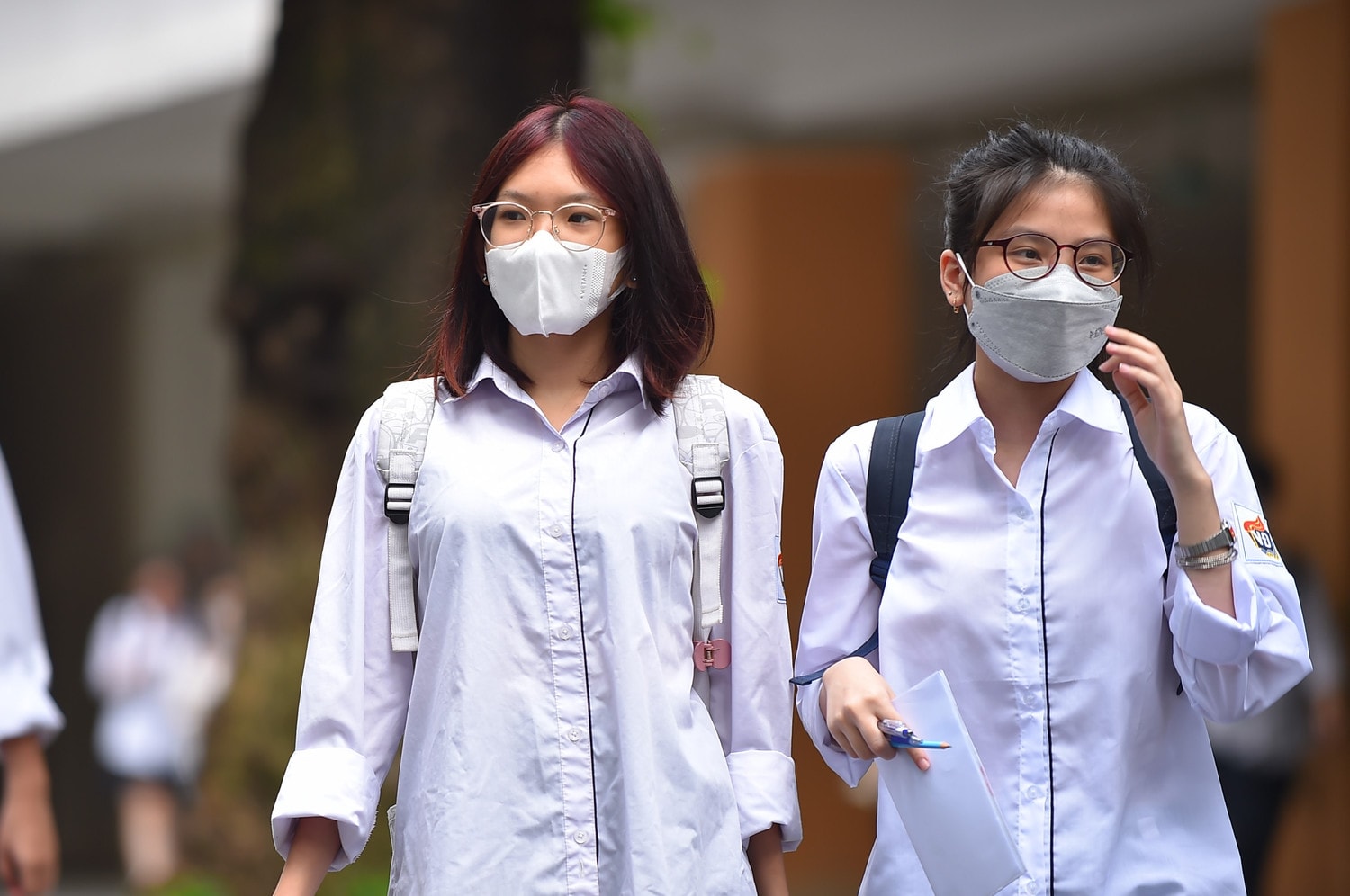 Thí sinh dự thi tốt nghiệp THPT năm 2023 (Ảnh: Trần Hiệp) Bộ GD-ĐT tăng số lần lọc ảo, thời gian công bố điểm chuẩn sẽ muộn hơn 2 ngày -0