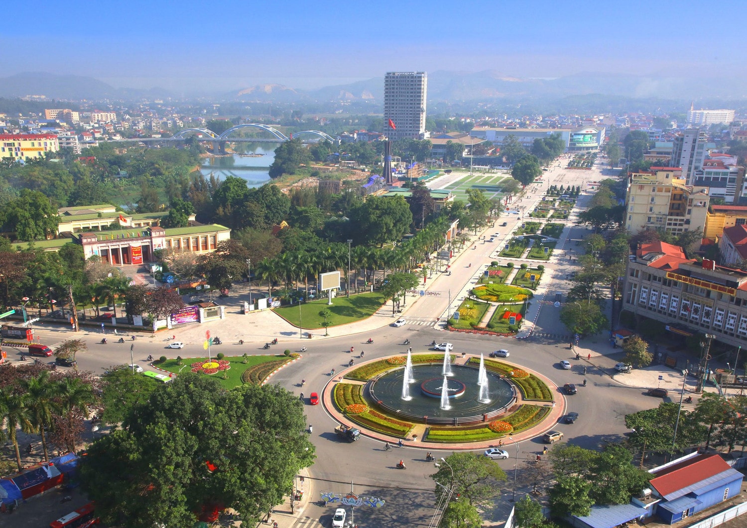 Bài 1: Xây dựng Thái Nguyên bình yên, hạnh phúc, sung túc, thân thiện