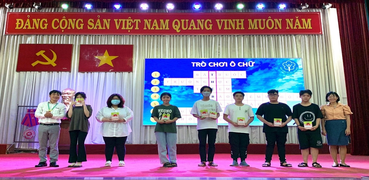 Tuyên truyền chính sách bảo hiểm y tế học sinh sinh viên -0