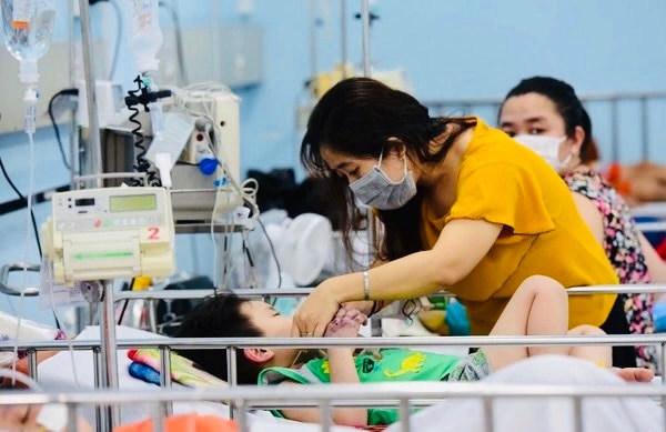 TP. Hồ Chí Minh: Dịch bệnh tay chân miệng có xu hướng tăng chậm lại -0