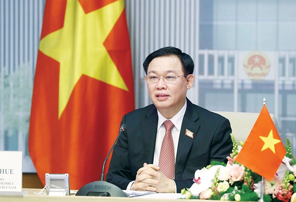 Chủ tịch Quốc hội Vương Đình Huệ chúc mừng tân Chủ tịch Quốc hội Vương quốc Campuchia -0
