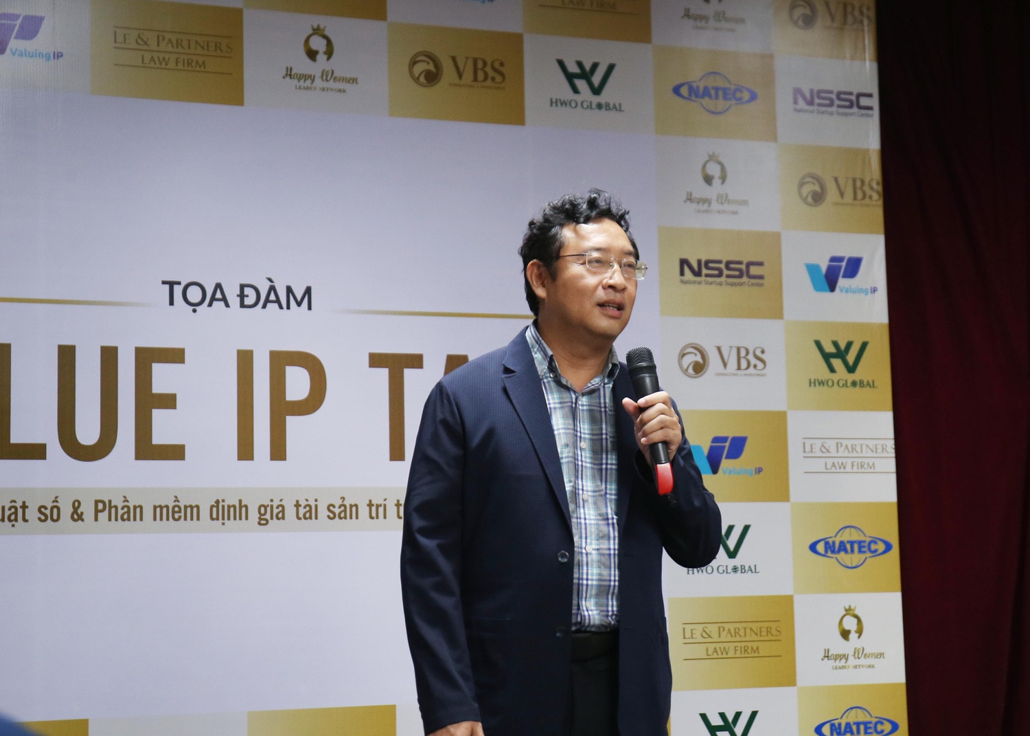 Cục trưởng Cục Phát triển thị trường và Doanh nghiệp Khoa học công nghệ Phạm Hồng Quất phát biểu tại tọa đàm Định giá tài sản trí tuệ là cần thiết để thúc đẩy phát triển kinh tế -0