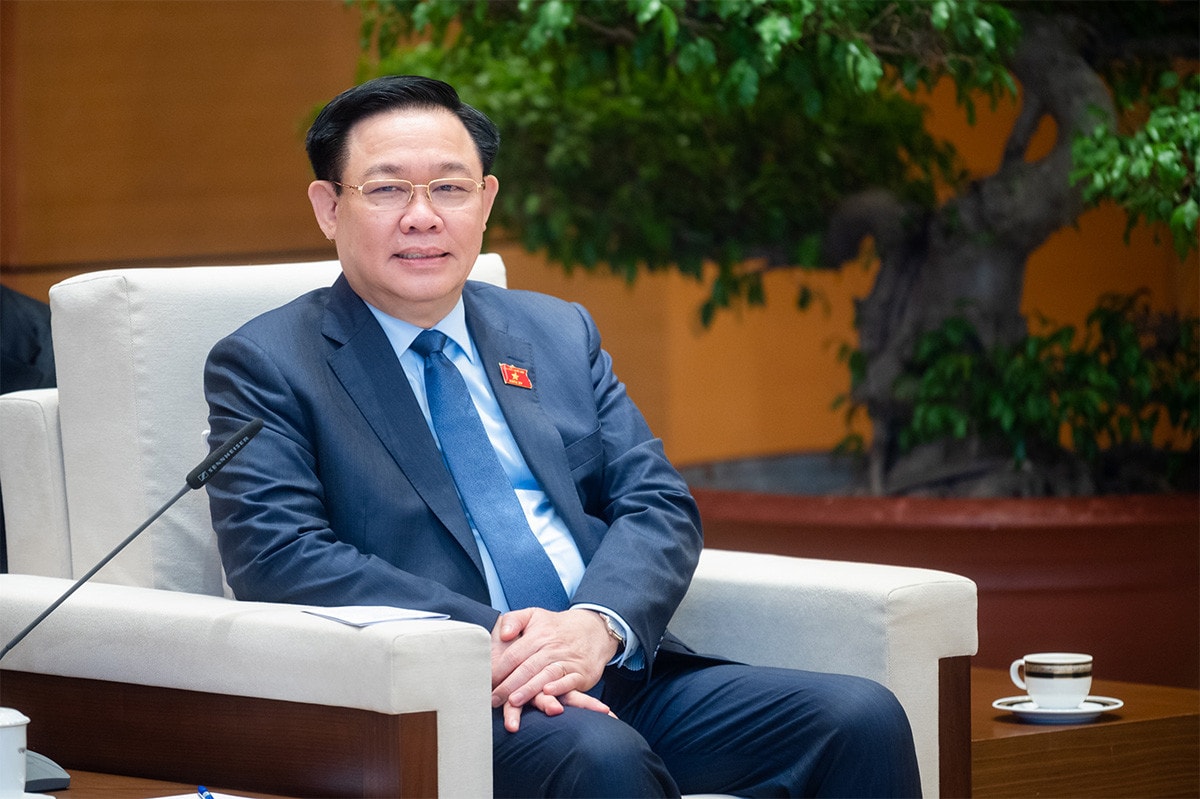 Chủ tịch Quốc hội Vương Đình Huệ tiếp Chủ tịch Đảng Công Minh Nhật Bản -0