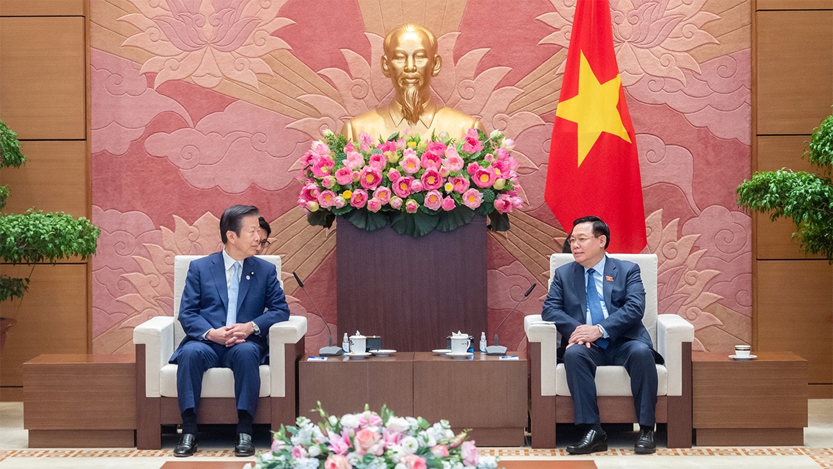 Chủ tịch Quốc hội Vương Đình Huệ tiếp Chủ tịch Đảng Công Minh Nhật Bản -3