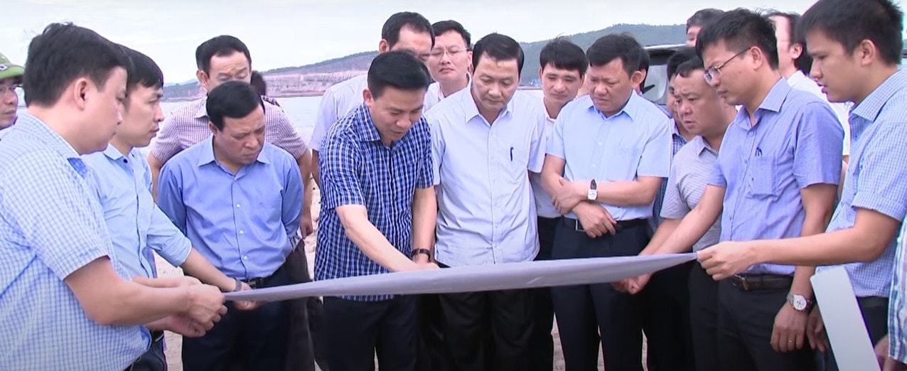 Thường trực Tỉnh ủy Thanh Hóa khảo sát tình hình phát triển Cảng biển Nghi Sơn 