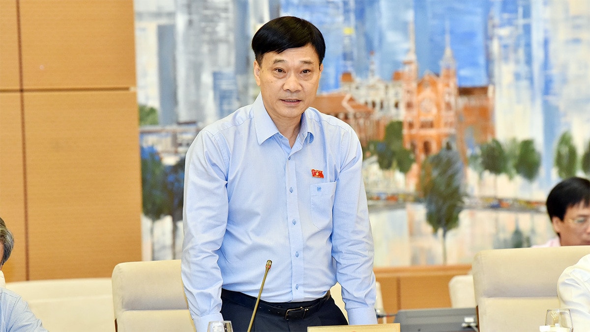 Cần một 