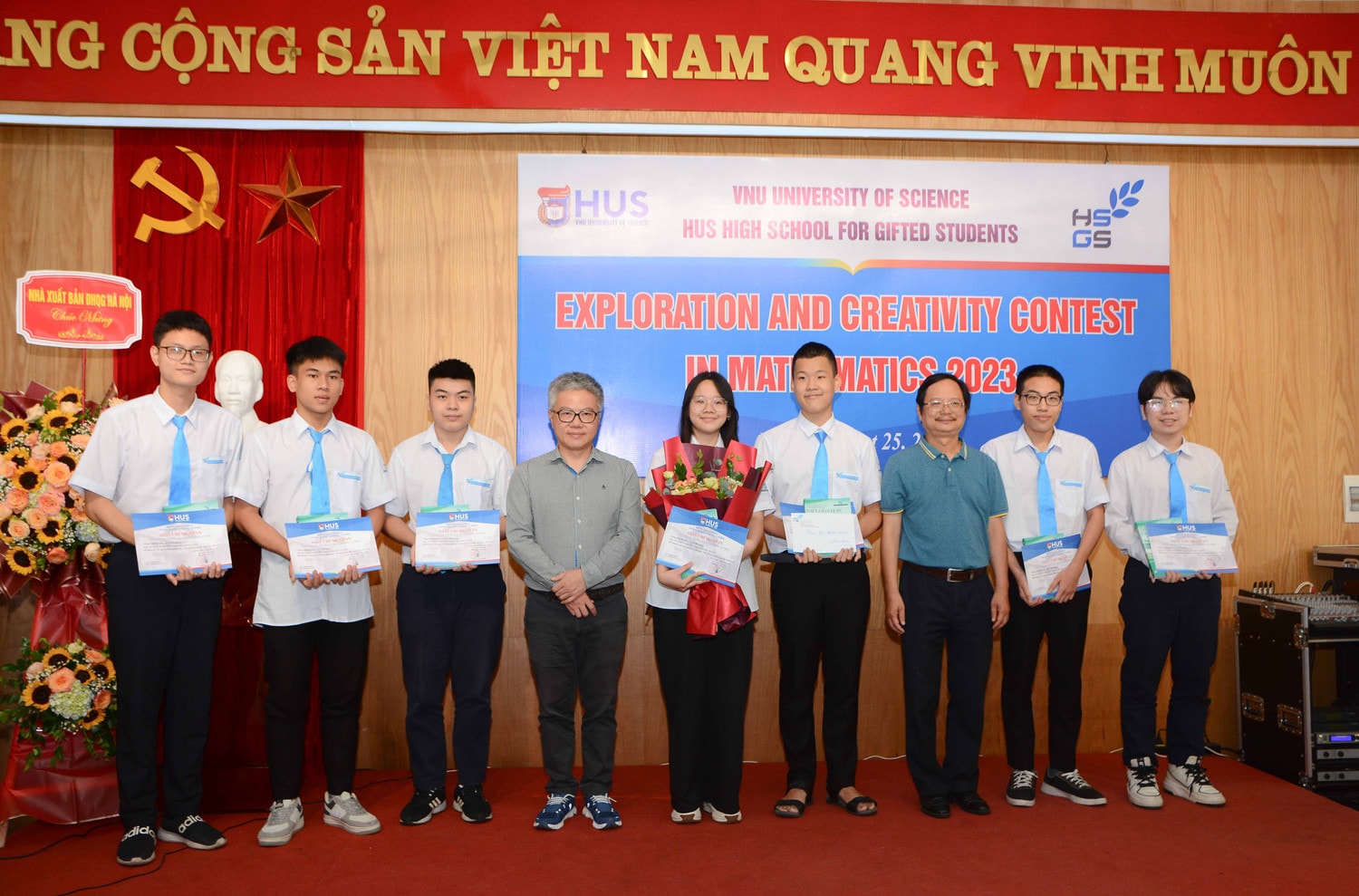 Tạo sân chơi cho học sinh nghiên cứu -0