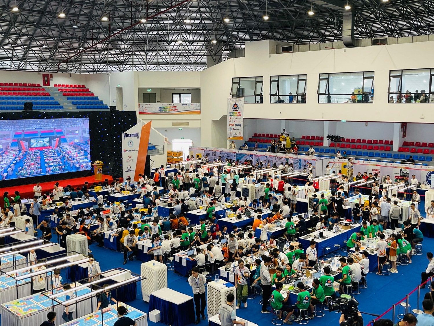Học sinh quận Ba Đình giành giải Vàng trong Cuộc thi Robot thế giới WRO 2023 tại Việt Nam. -0