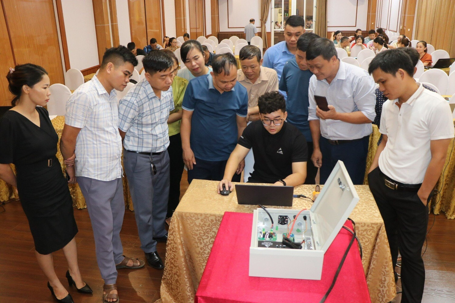 Thái Nguyên: Có trên 310 nghìn lượt tải ứng dụng C-ThaiNguyen -0