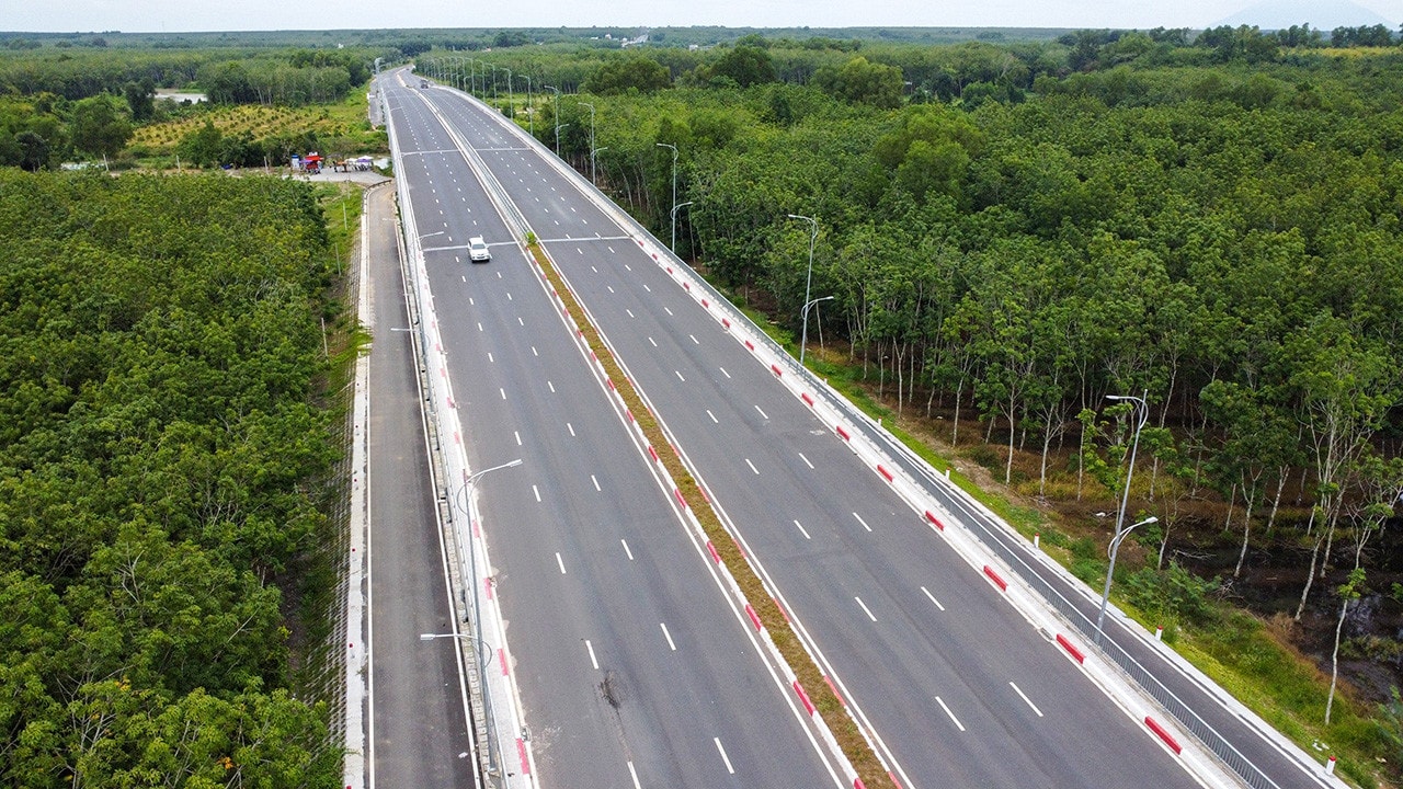 Dự án đường và cầu nghìn tỷ nối tỉnh Tây Ninh với Bình Dương bị hư hỏng sau 8 tháng đưa vào sử dụng