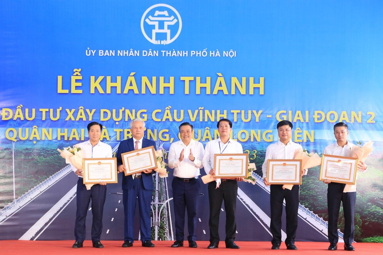 Chính thức thông xe cầu Vĩnh Tuy giai đoạn 2 -0
