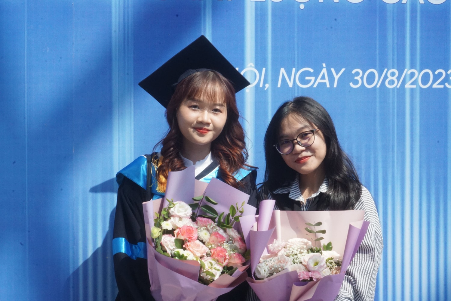 23,9% sinh viên chương trình Chất lượng cao và POHE trường Kinh tế Quốc dân tốt nghiệp loại Xuất sắc -2