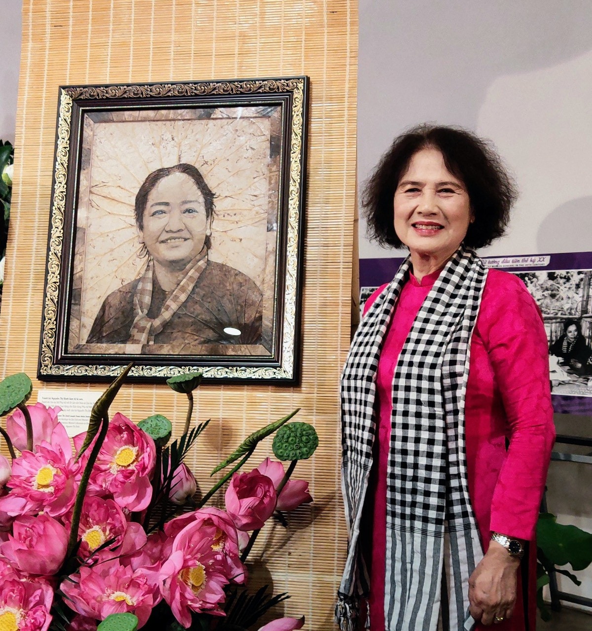 Độc đáo tranh chân dung nữ tướng Nguyễn Thị Định làm từ lá sen khô -0