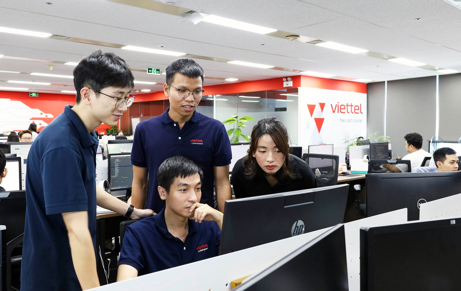 Viettel đã thử nghiệm thành công Trợ lý ảo pháp luật phục vụ Hệ thống Tòa án. Ảnh: Viettel Viettel thử nghiệm thành công trợ lý