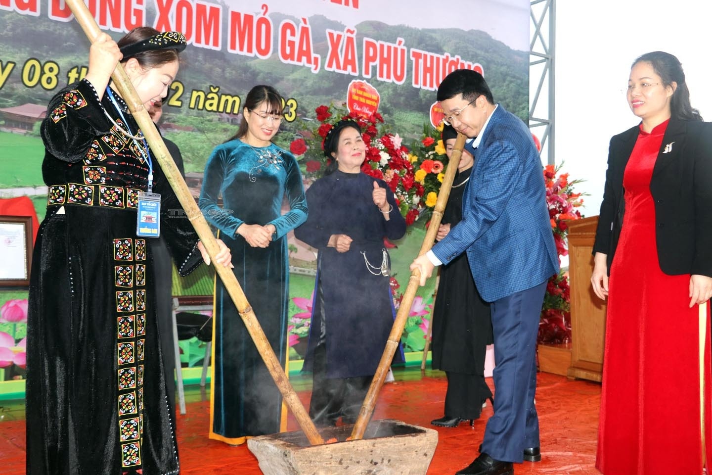 Phát triển du lịch cộng đồng bền vững -0