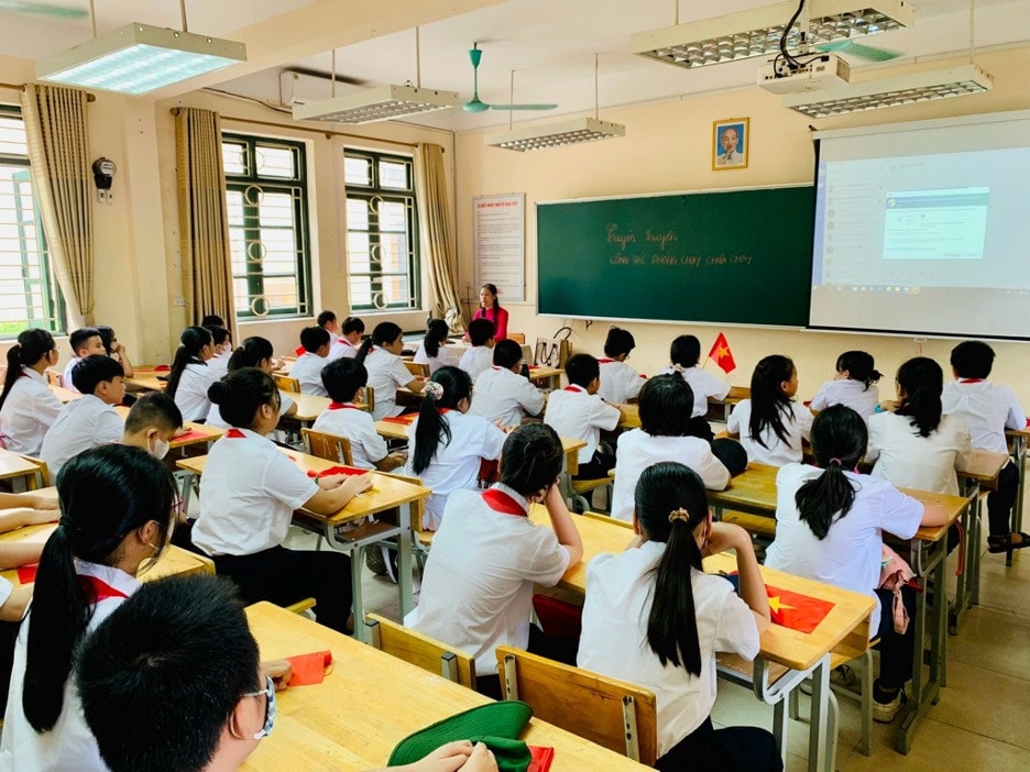 Hà Nội: Trường THCS Xuân Đỉnh hân hoan đón chào năm học mới -2