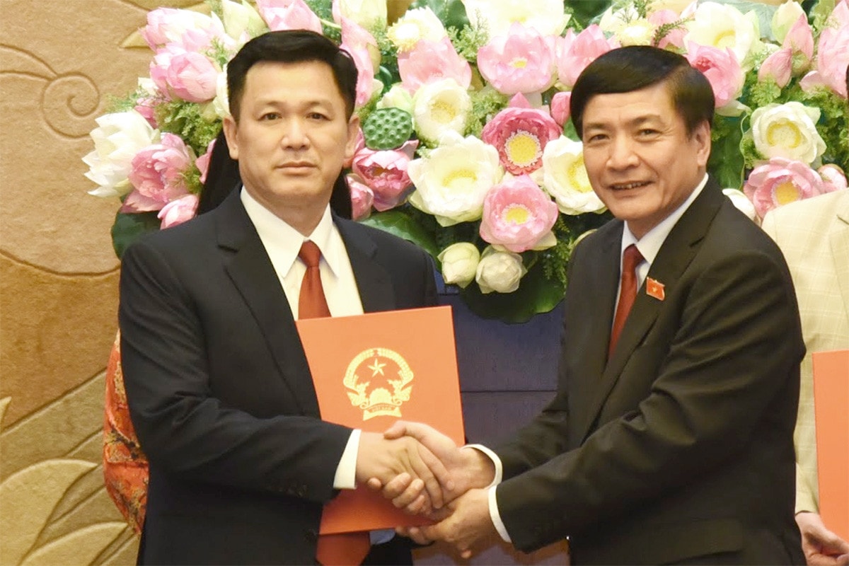 Tổng Thư ký Quốc hội, Chủ nhiệm Văn phòng Quốc hội Bùi Văn Cường trao quyết định bổ nhiệm viên chức lãnh đạo, quản lý của Báo Đại biểu Nhân dân -3