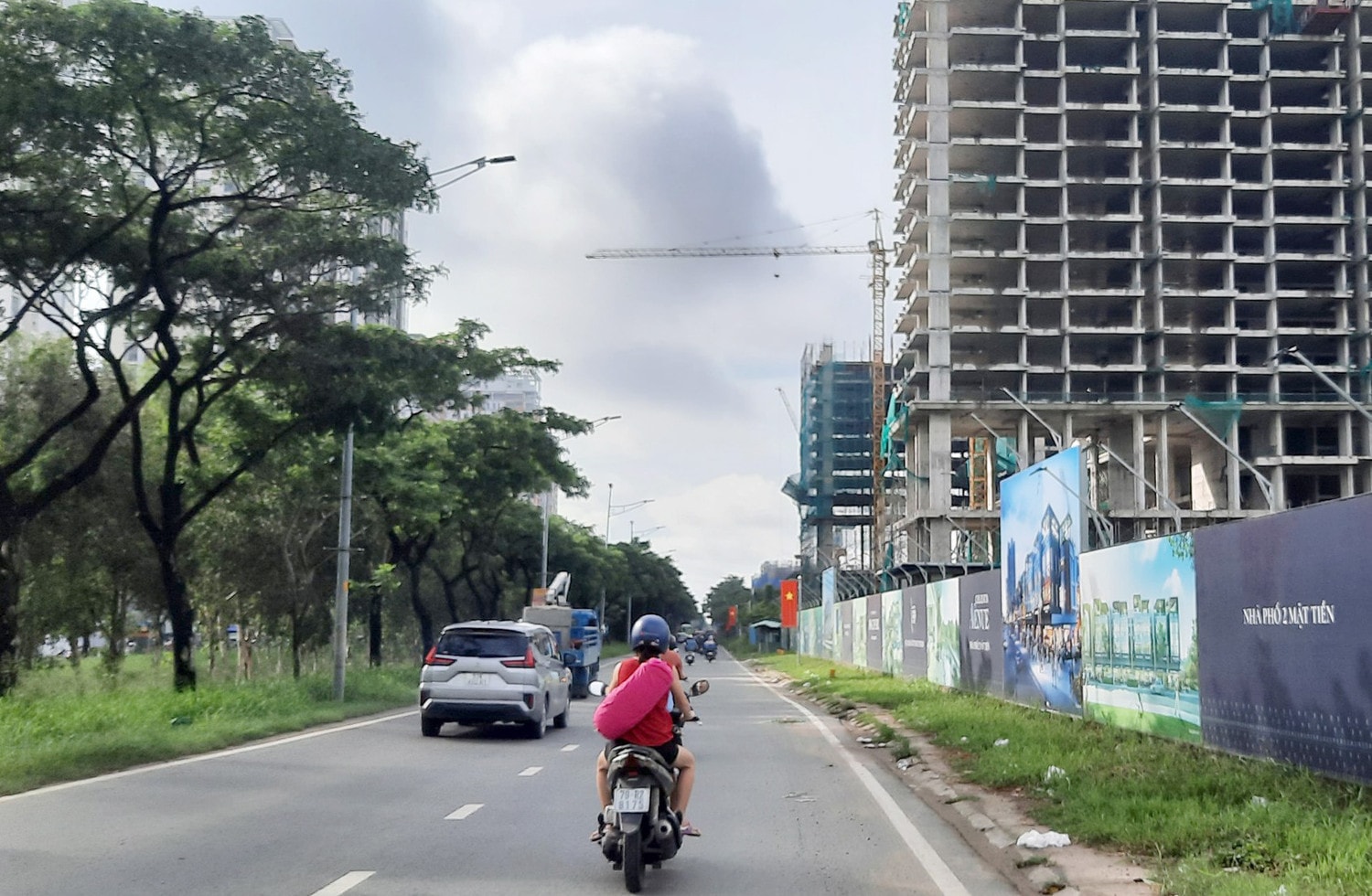TP. Hồ Chí Minh: Nhiều đơn vị liên quan đến vi phạm quản lý sử dụng đất dọc đường Nguyễn Hữu Thọ