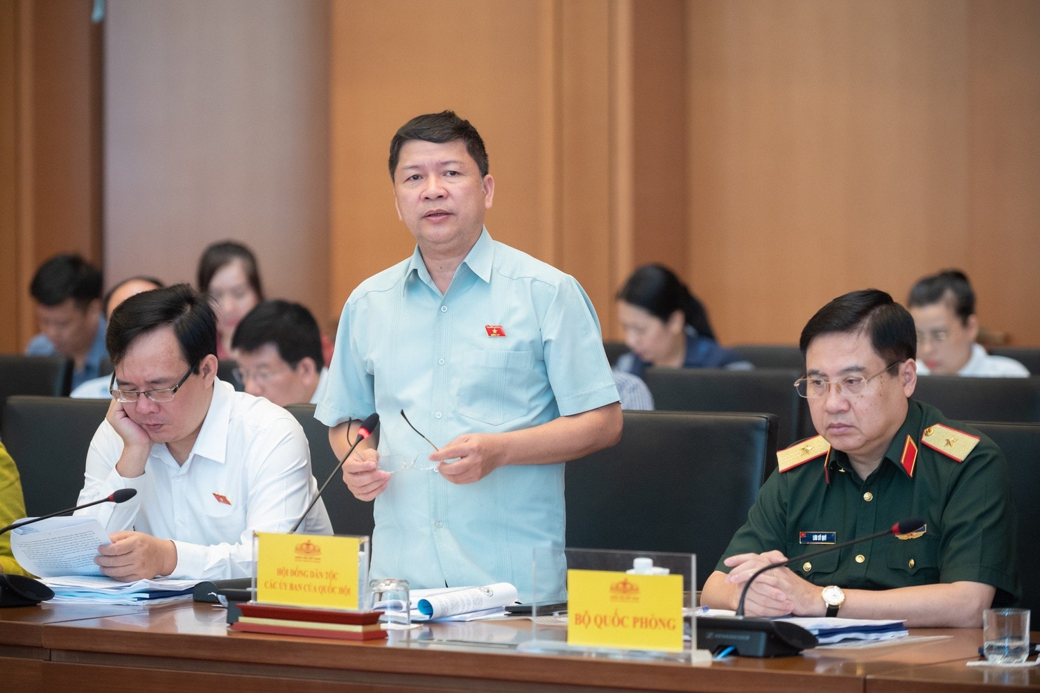 Phó Chủ nhiệm Ủy ban Văn hóa, Giáo dục Tạ Văn Hạ - Ảnh H.Ngọc