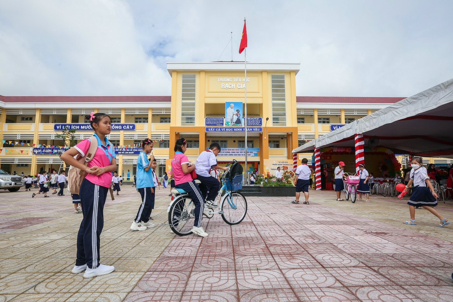 TP. Hồ Chí Minh: Nhiều trường học mới được khánh thành -0