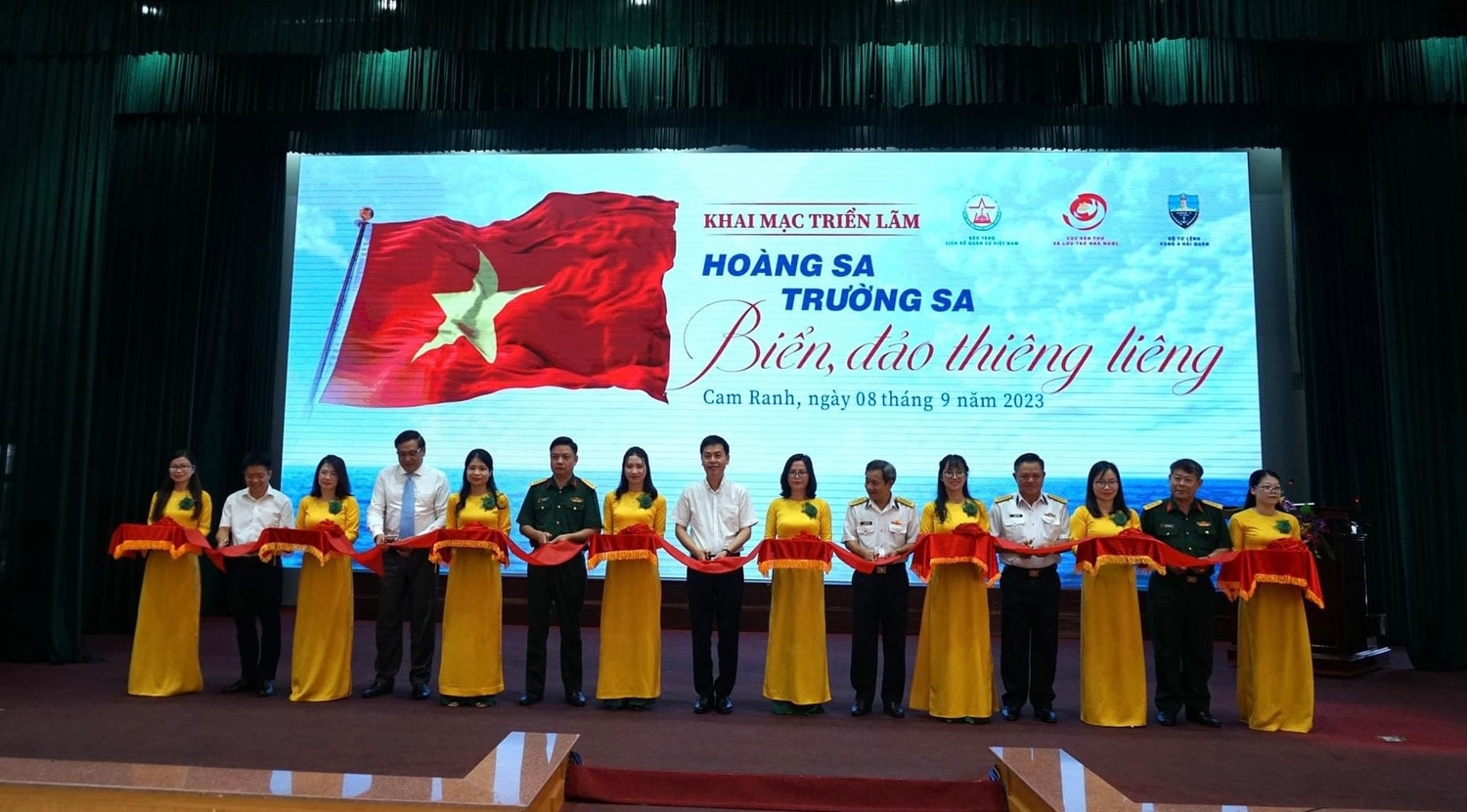 Lần đầu công bố nhiều tài liệu về Hoàng Sa, Trường Sa -0