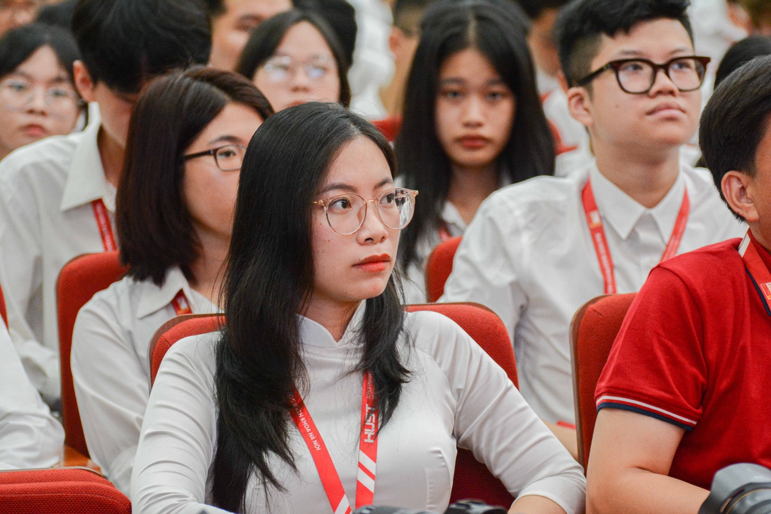 Hơn 8000 tân sinh viên Đại học Bách Khoa Hà Nội náo nức đi khai giảng -1