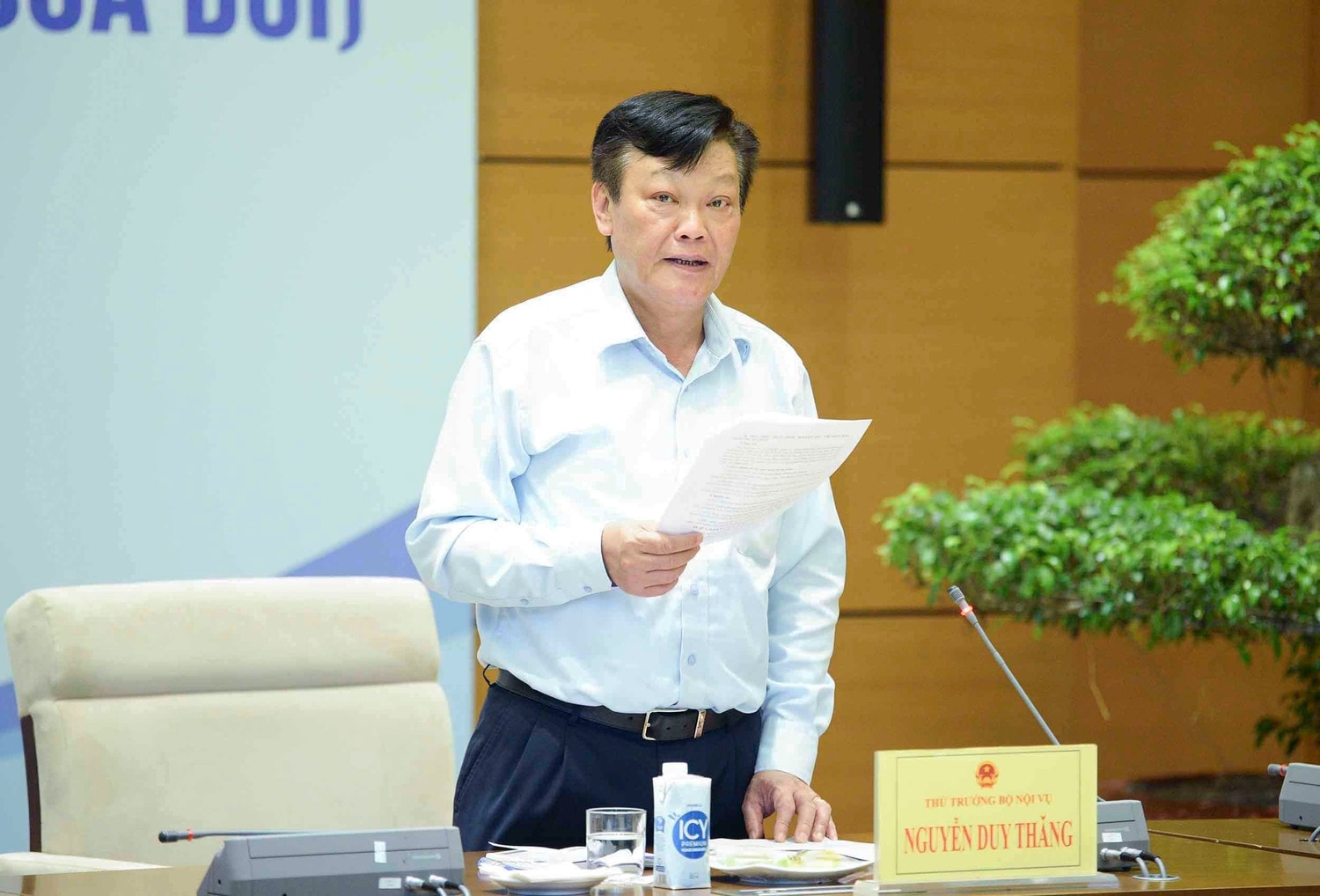 Thứ trưởng Bộ Nội vụ Nguyễn Duy Thăng phát biểu