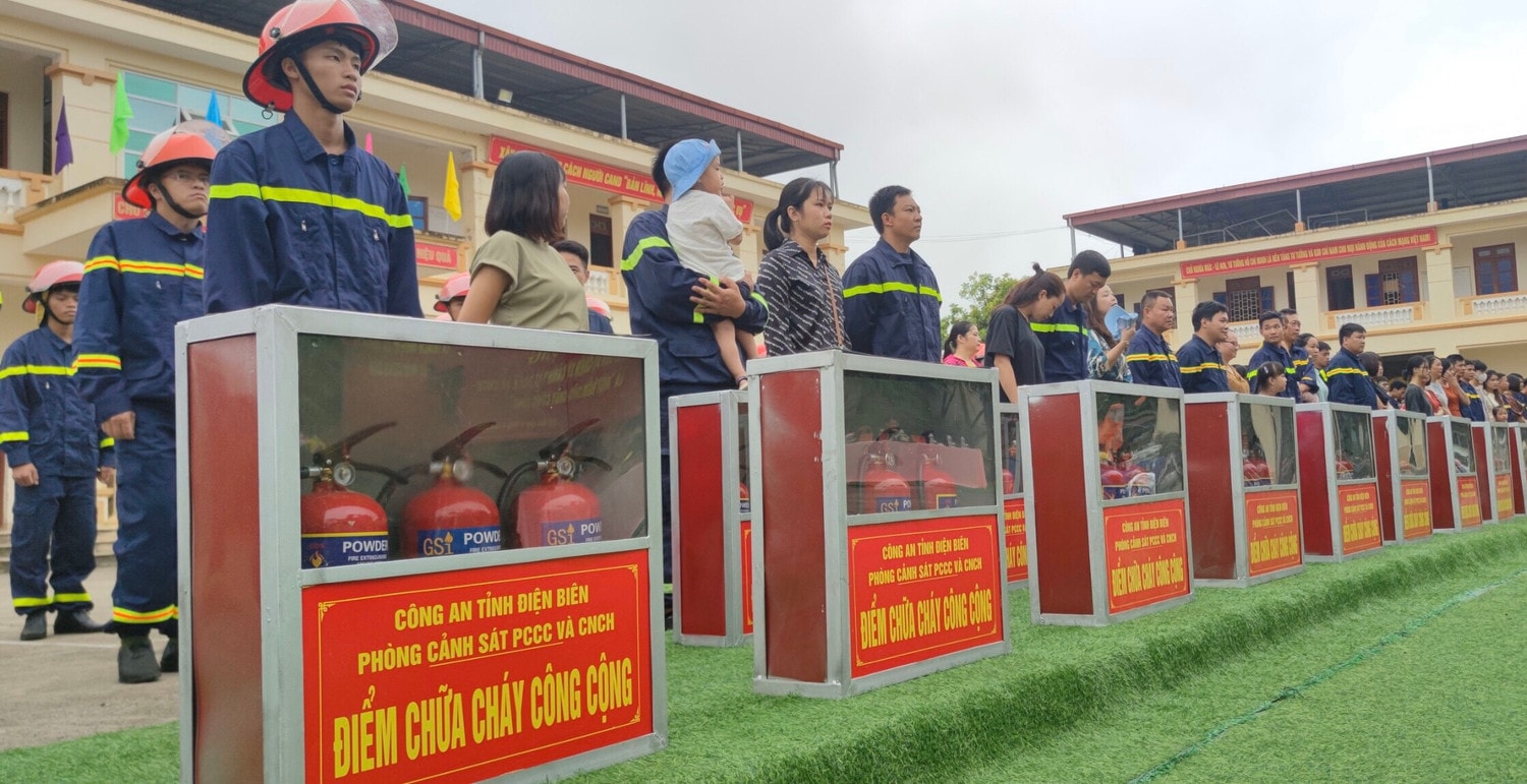 Gia đình cán bộ, chiến sỹ cảnh sát phòng cháy, chữa cháy và cứu hộ, cứu nạn là một pháp đài PCCC ở khu dân cư -0