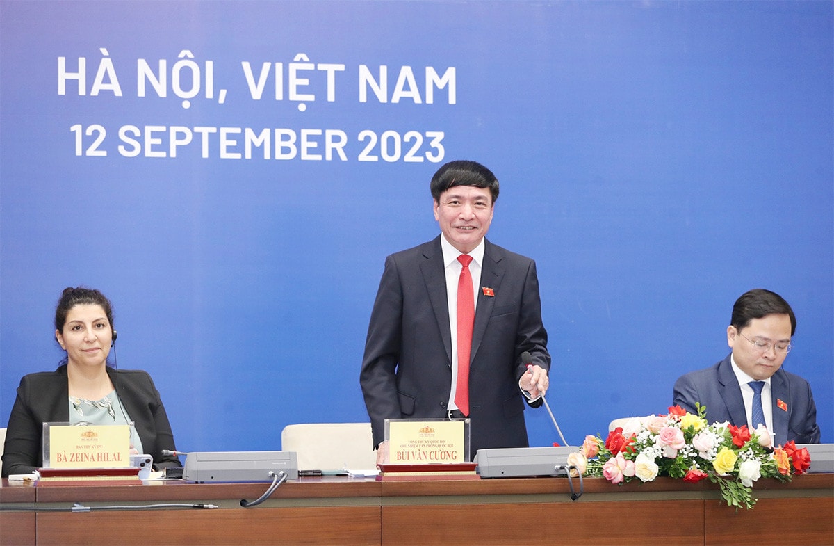 Tổng Thư ký Quốc hội, Chủ nhiệm Văn phòng Quốc hội Bùi Văn Cường chủ trì họp báo Hội nghị Nghị sĩ trẻ toàn cầu lần thứ 9 -3