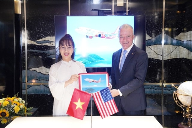 Vietjet và Boeing chốt kế hoạch giao 200 máy bay trị giá 25 tỷ USD -0