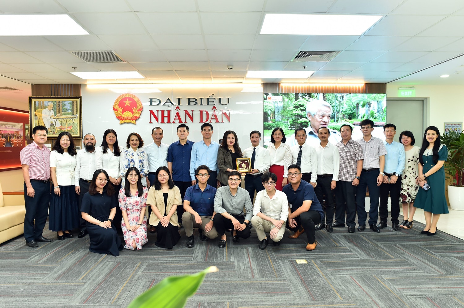 Báo Đại biểu Nhân dân và Trường Đại học Công nghệ Giao thông Vận tải ký kết hợp tác truyền thông