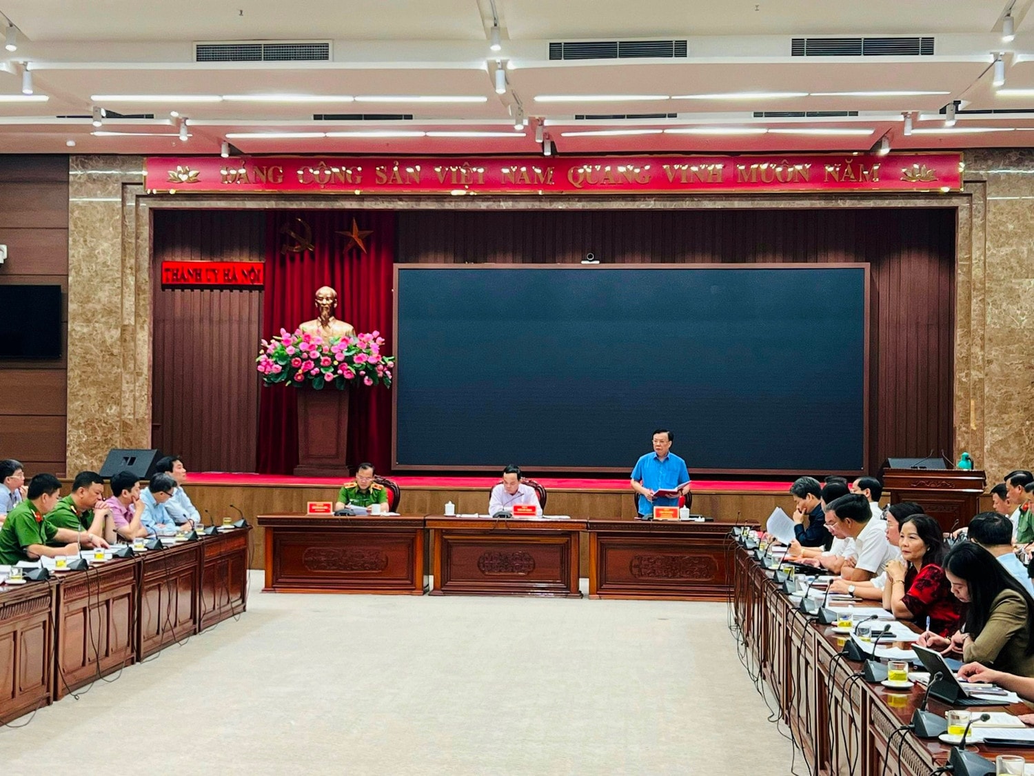 Hà Nội: Hỗ trợ toàn bộ chi phí điều trị cho bệnh nhân trong vụ hoả hoạn nghiêm trọng tại Thanh Xuân -0