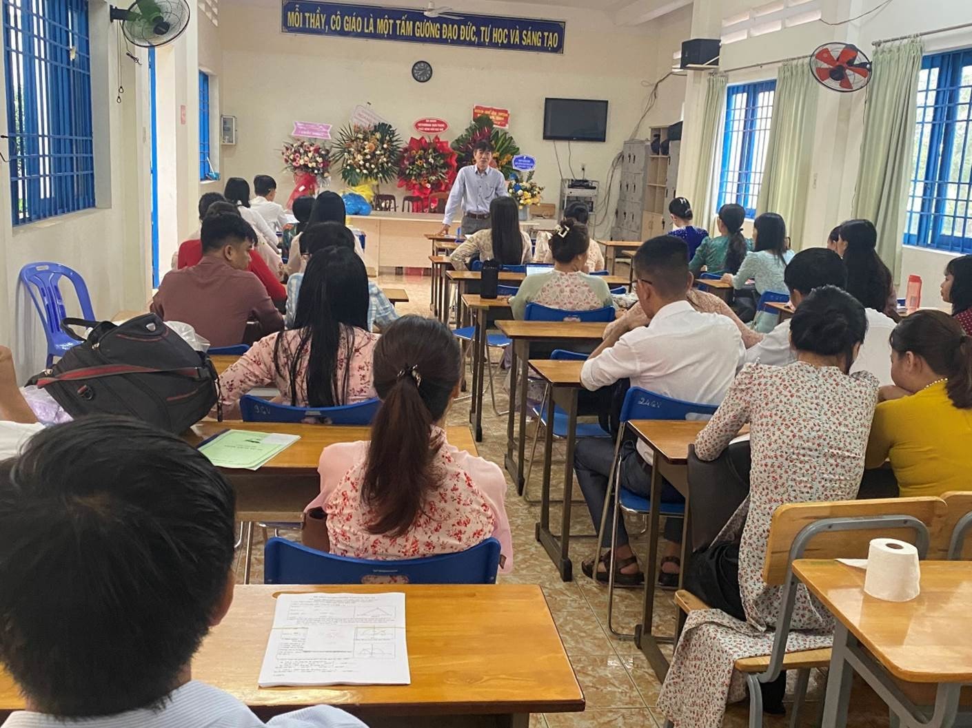 Hướng dẫn cài đặt và sử dụng ứng dụng VssID cho học sinh sinh viên -0