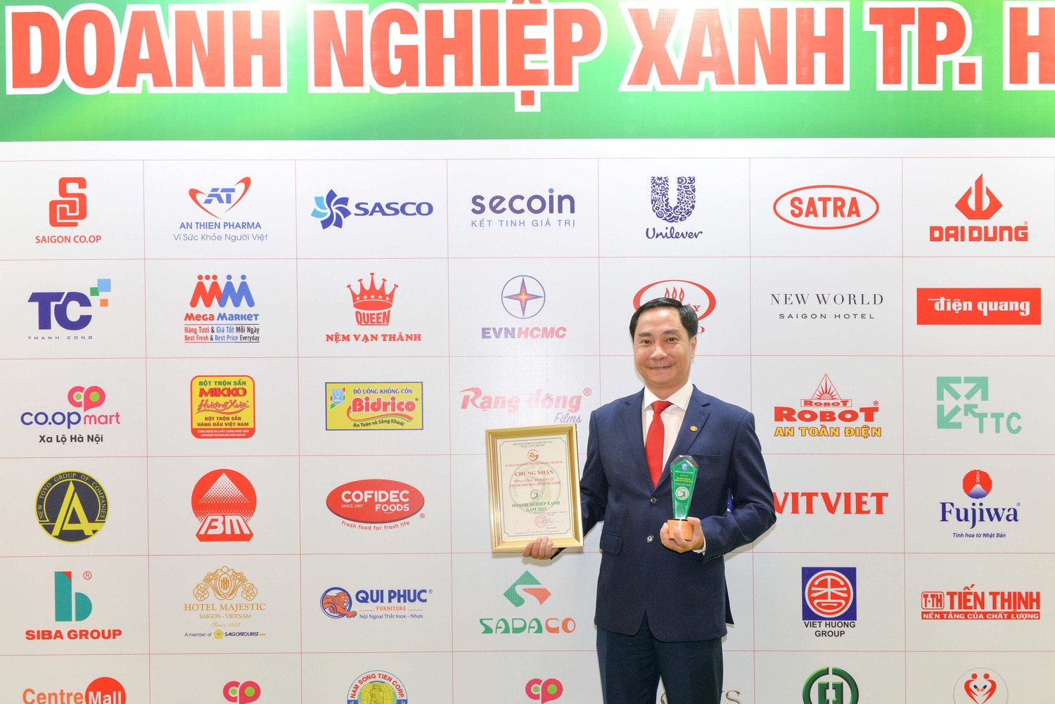 Nhận danh hiệu Doanh nghiệp xanh thành phố Hồ Chí Minh năm 2023 -0