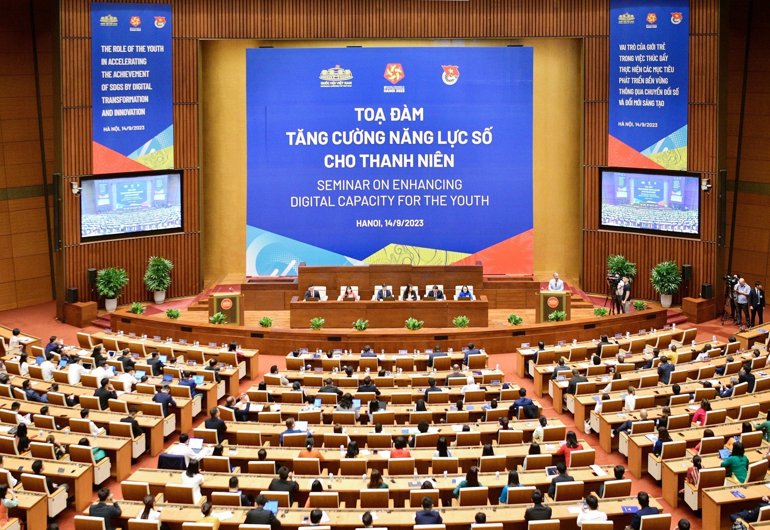 Xây dựng năng lực số cho giới trẻ - đầu tư xứng đáng cho một tương lai bao trùm, thịnh vượng hơn