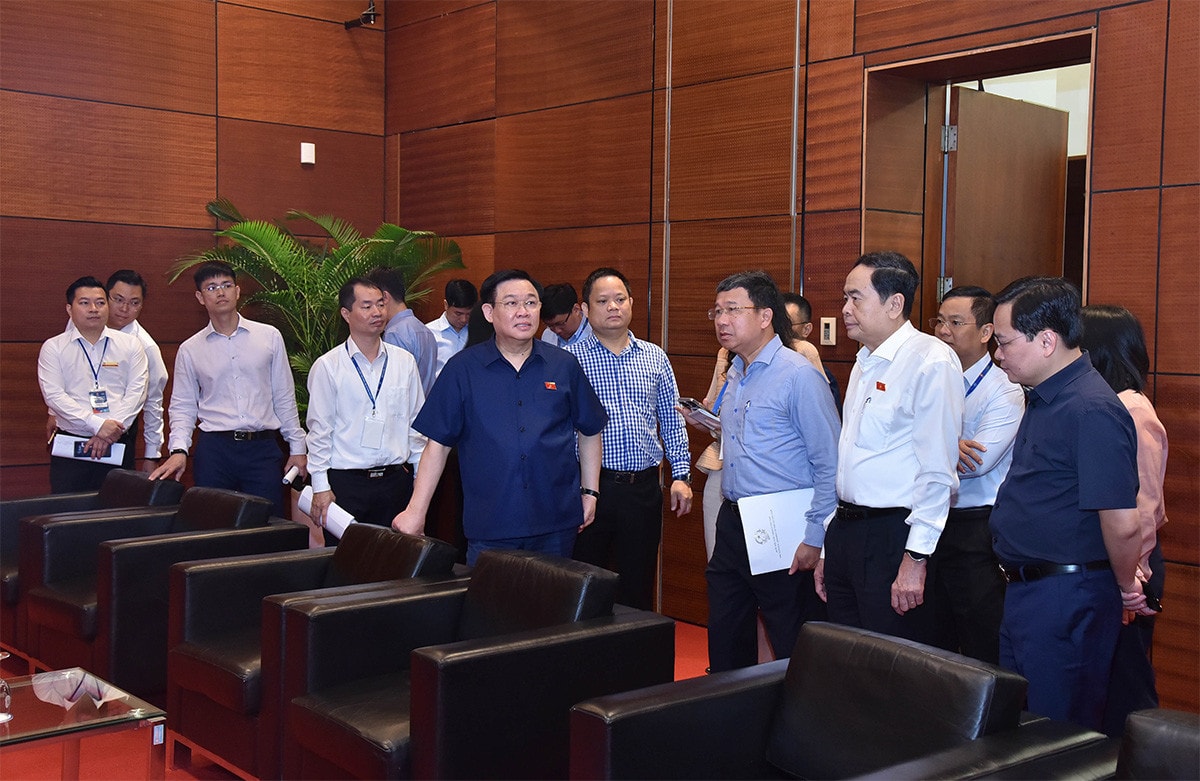 Chủ tịch Quốc hội Vương Đình Huệ kiểm tra công tác chuẩn bị tổ chức Hội nghị Nghị sĩ trẻ toàn cầu lần thứ 9 -2