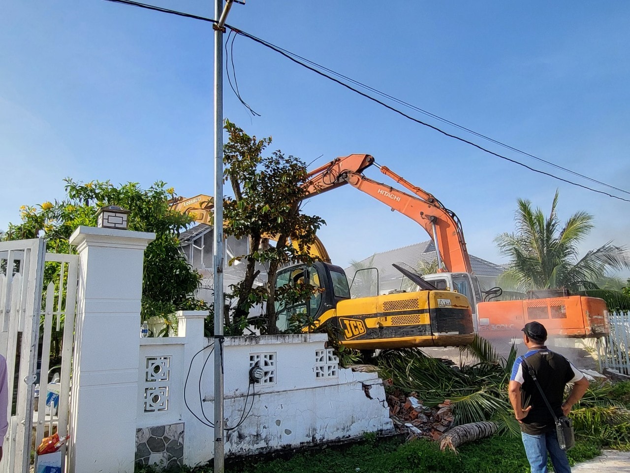 Chuẩn bị cưỡng chế 14 căn biệt thự xây dựng trái phép