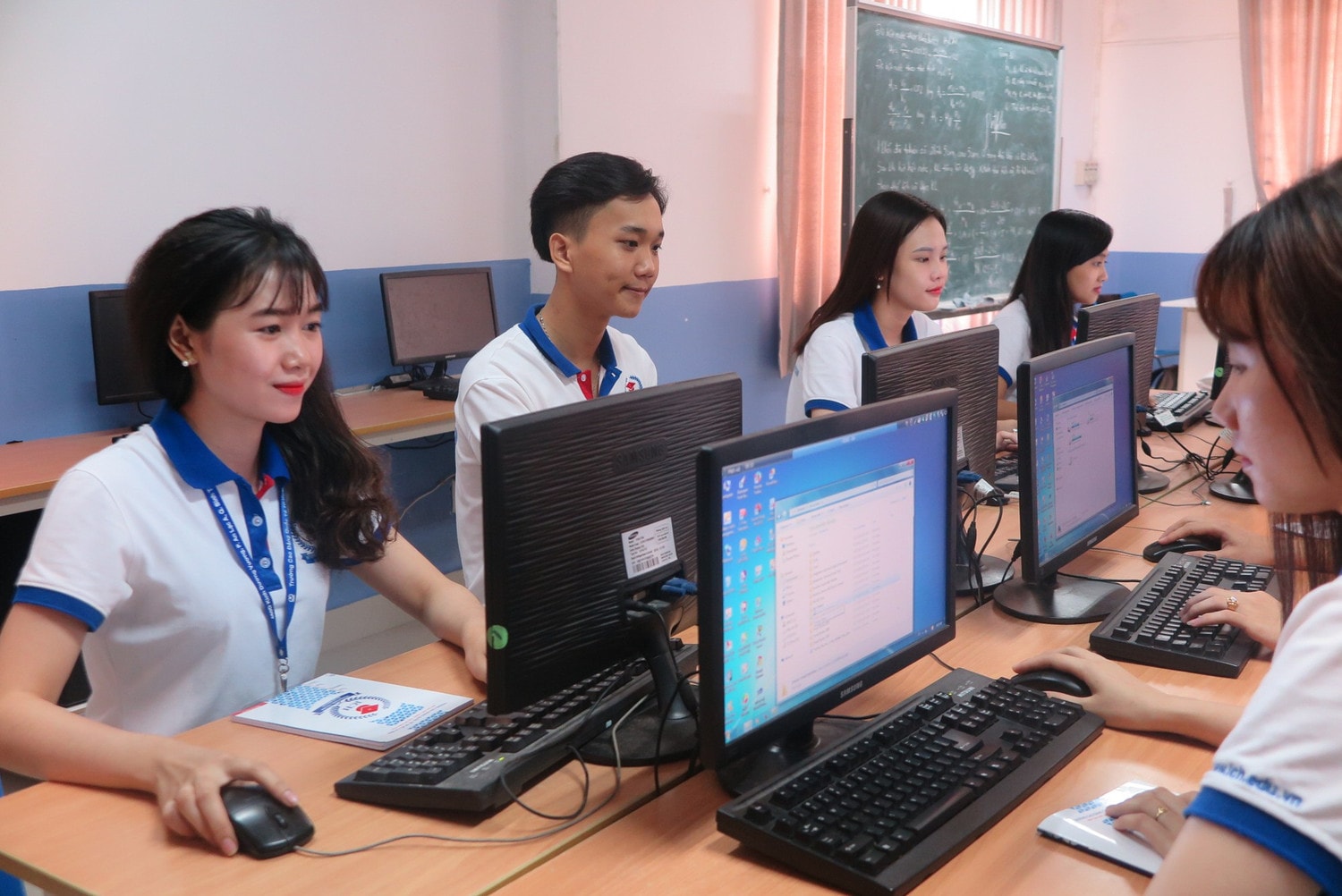 Thiếu hụt số lượng lớn nhân sự ngành IT -0