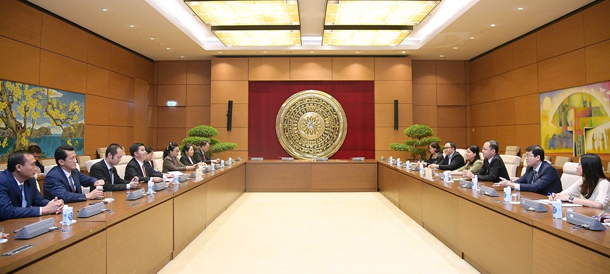 Chủ tịch Hội đồng Dân tộc Y Thanh Hà Niê Kđăm tiếp Đoàn Đại biểu Quốc hội trẻ Quốc hội Lào -0