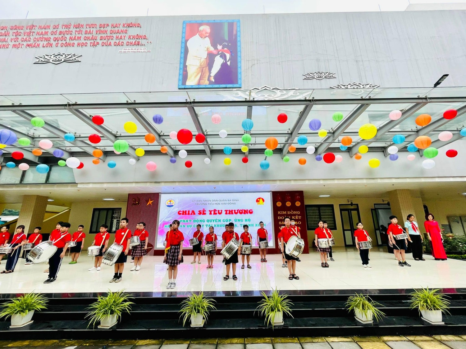 Hà Nội: Nhà trường, học sinh tưởng niệm nạn nhân vụ cháy chung cư mini -0