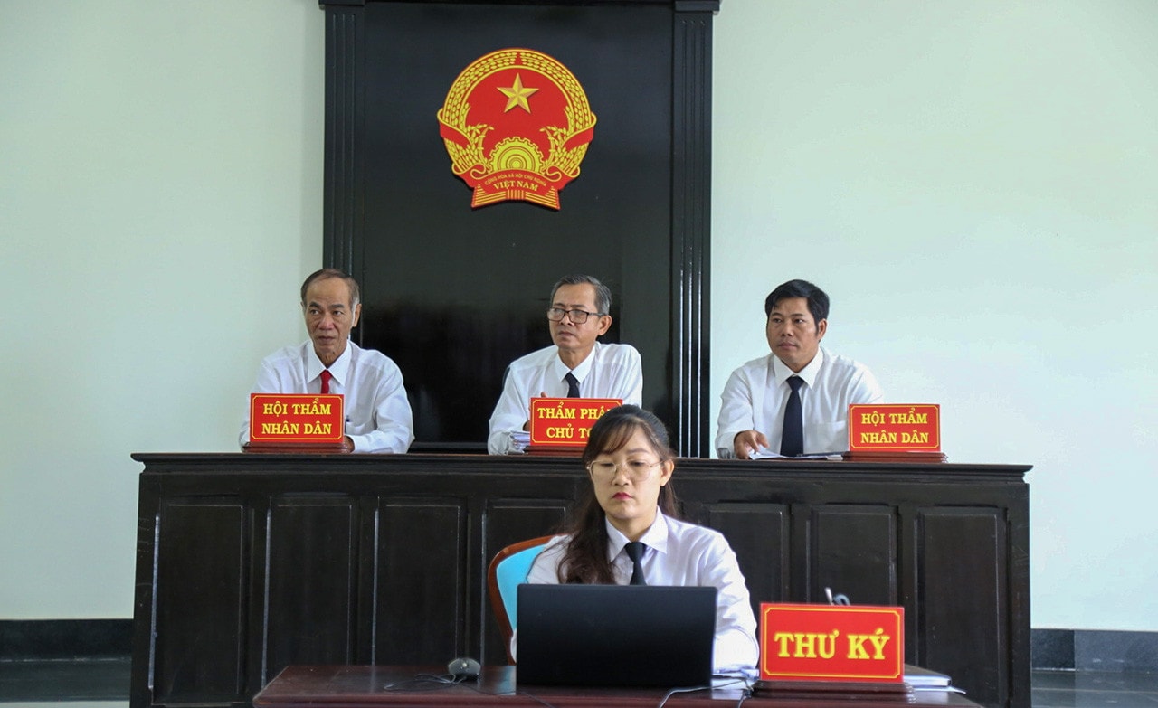 Đất đang xảy ra tranh chấp nhiều năm vẫn được cấp sổ đỏ