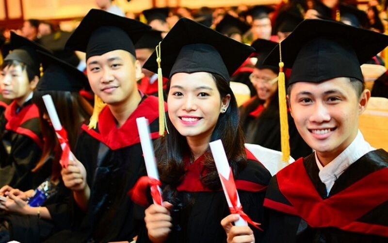 Lương thấp, Bộ GD-ĐT đưa ra giải pháp gì để ngăn tiến sĩ trẻ bỏ nghề? -0