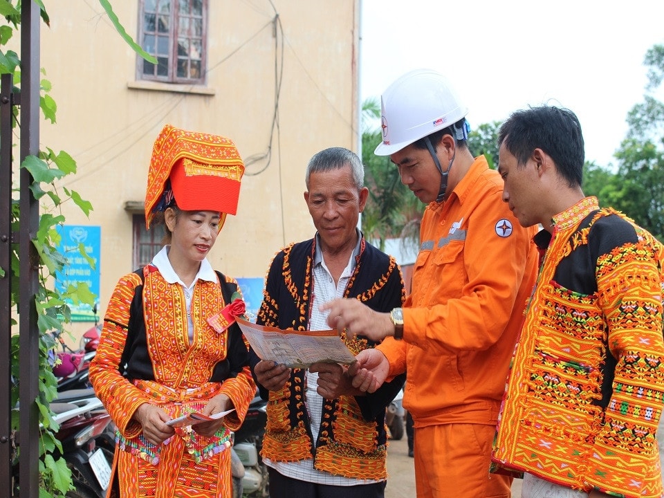 Đẩy mạnh tuyên truyền an toàn điện trong dân -0