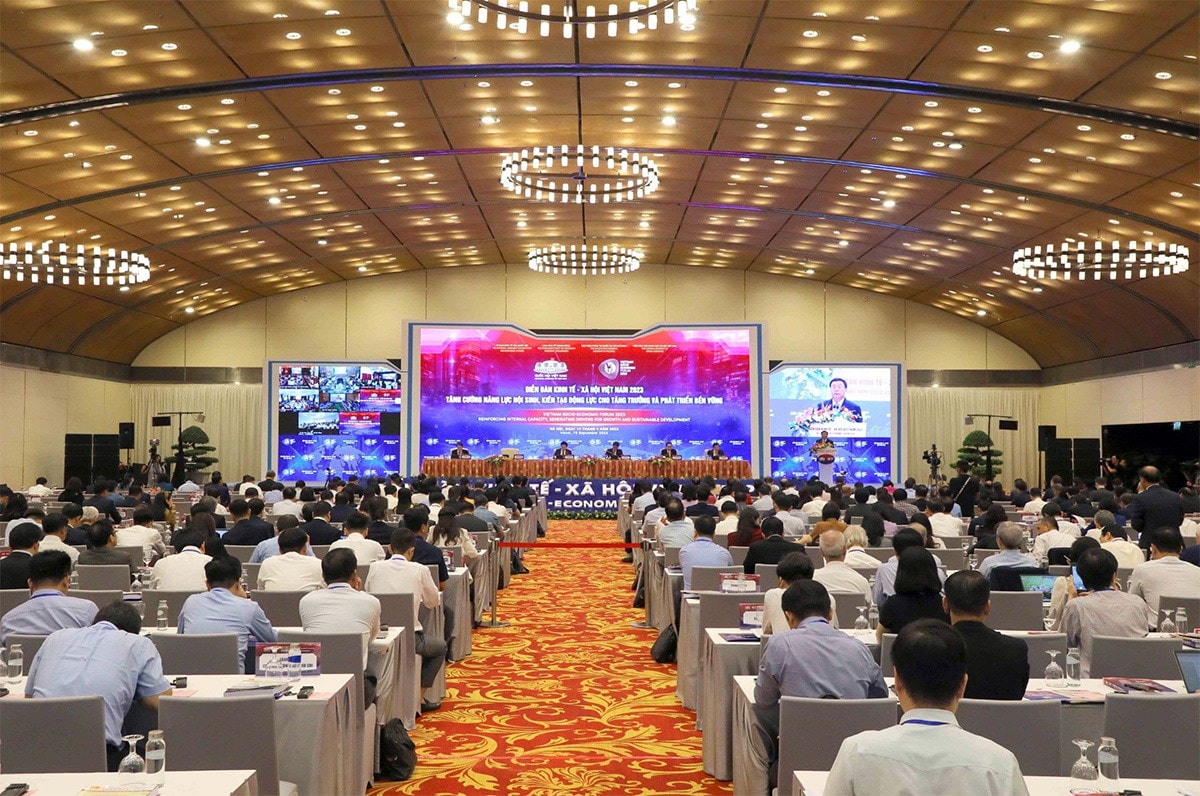 Một số hình ảnh Khai mạc Diễn đàn Kinh tế - Xã hội Việt Nam 2023 -4
