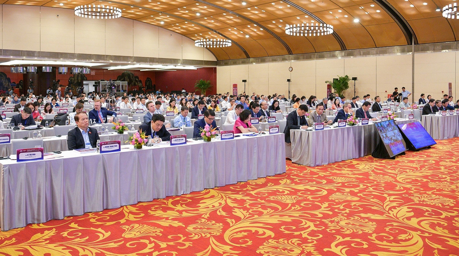 Phát huy nội lực, vận dụng hiệu quả “ngoại lực”, kiến tạo các động lực tăng trưởng mới là mấu chốt, đem lại sức mạnh cộng hưởng cho phục hồi, phát triển