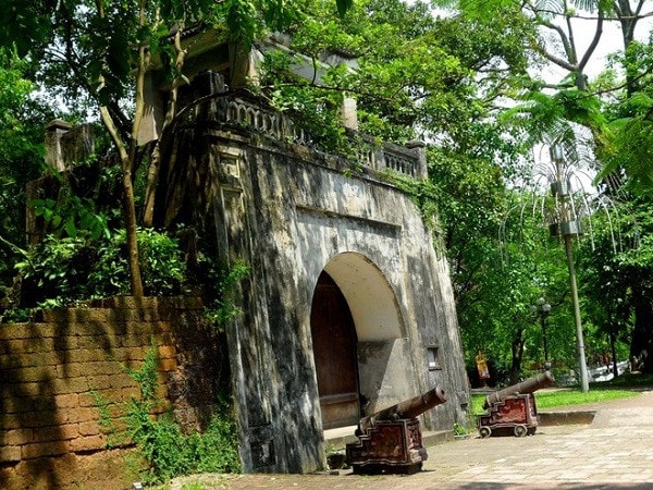 Khai quật khảo cổ tại di tích Thành cổ Sơn Tây, Hà Nội -0