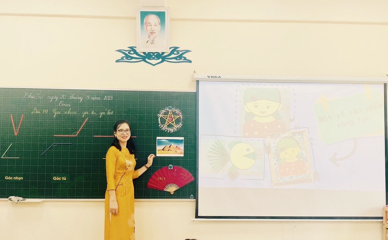 Tiết học sáng tạo của giáo viên Hà Nội: Ôn kiến thức cũ thông qua trò chơi -0
